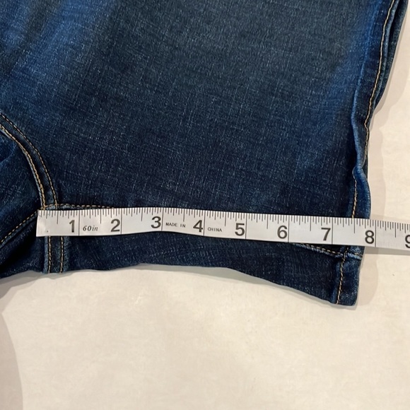 Levi’s Classic Short Size 31 - Picture 5 of 16